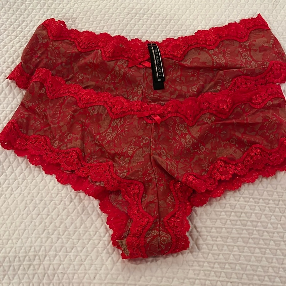 Victoria’s Secret 2 Silky Lace Cheeky Panties Red size Large